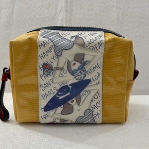 EUC Brighton Mini zipper accessory bag, great for travel or everyday essentials